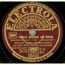 Walther Ludwig, Wilhelm Strienz und Anny Frind mit Chor...