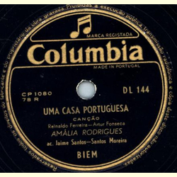 Amalia Rodrigues - Uma Casa Portuguesa / Vieste Depois