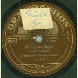 Grammophon Streich Orchester - Am Lagerfeuer / Im Zigeunerlager 