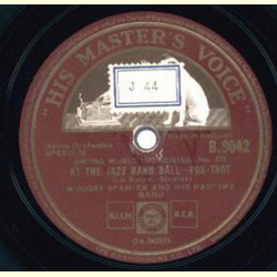 Muggsy Spanier - At The Jazz Band Ball / Livery Stable Blues