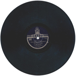 Harmonika-Orchester Alle Neune, Leitung: Horst Hoffmann - Melodia / Einmal wirst Du wieder bei mir sein