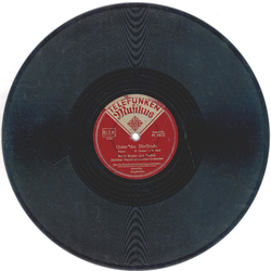 Wilds Buebe und Meiteli - Bergfrieden / Unter der Dorflinde