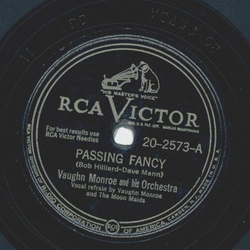 Vaughn Monroe - Passing Fancy / In a little book shop