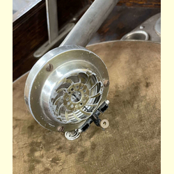 Standgrammophon Academy-Aufdruck klein